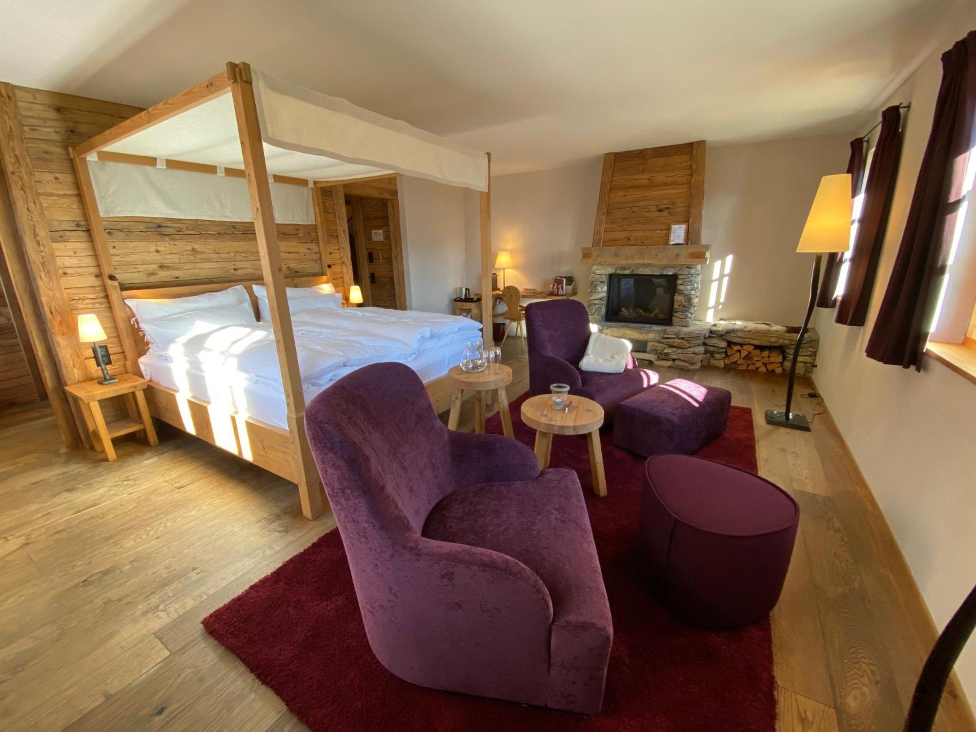 Maiensaesshotel Guarda Val لينتسرهايدي المظهر الخارجي الصورة